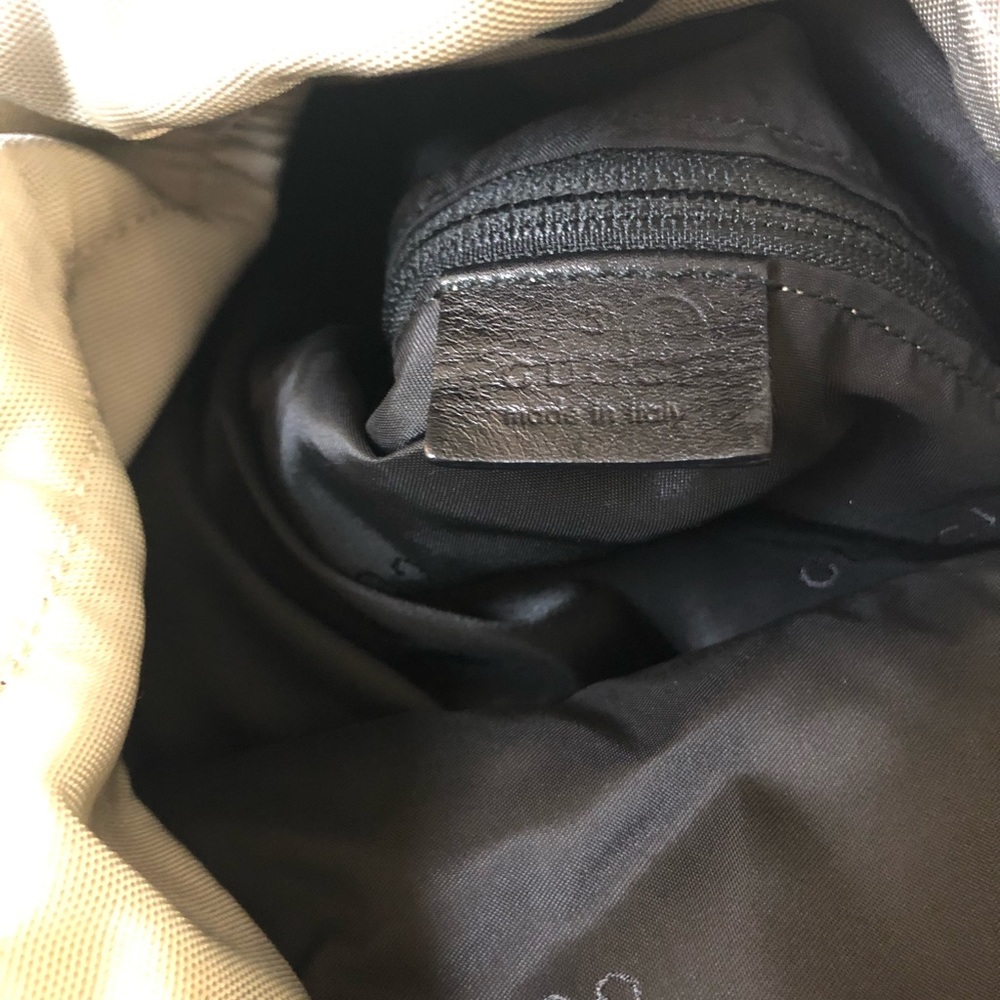 - Authentic Gucci Backpack canvas nylon leather beige and black - Picture 2 of 16